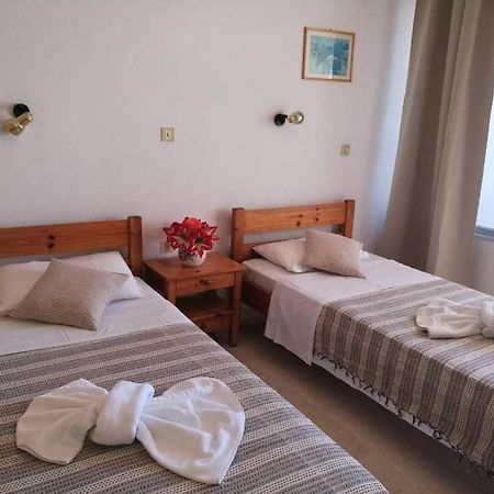 Aparthotel Ionian Mare Agios Ioannis Peristerion Exterior foto