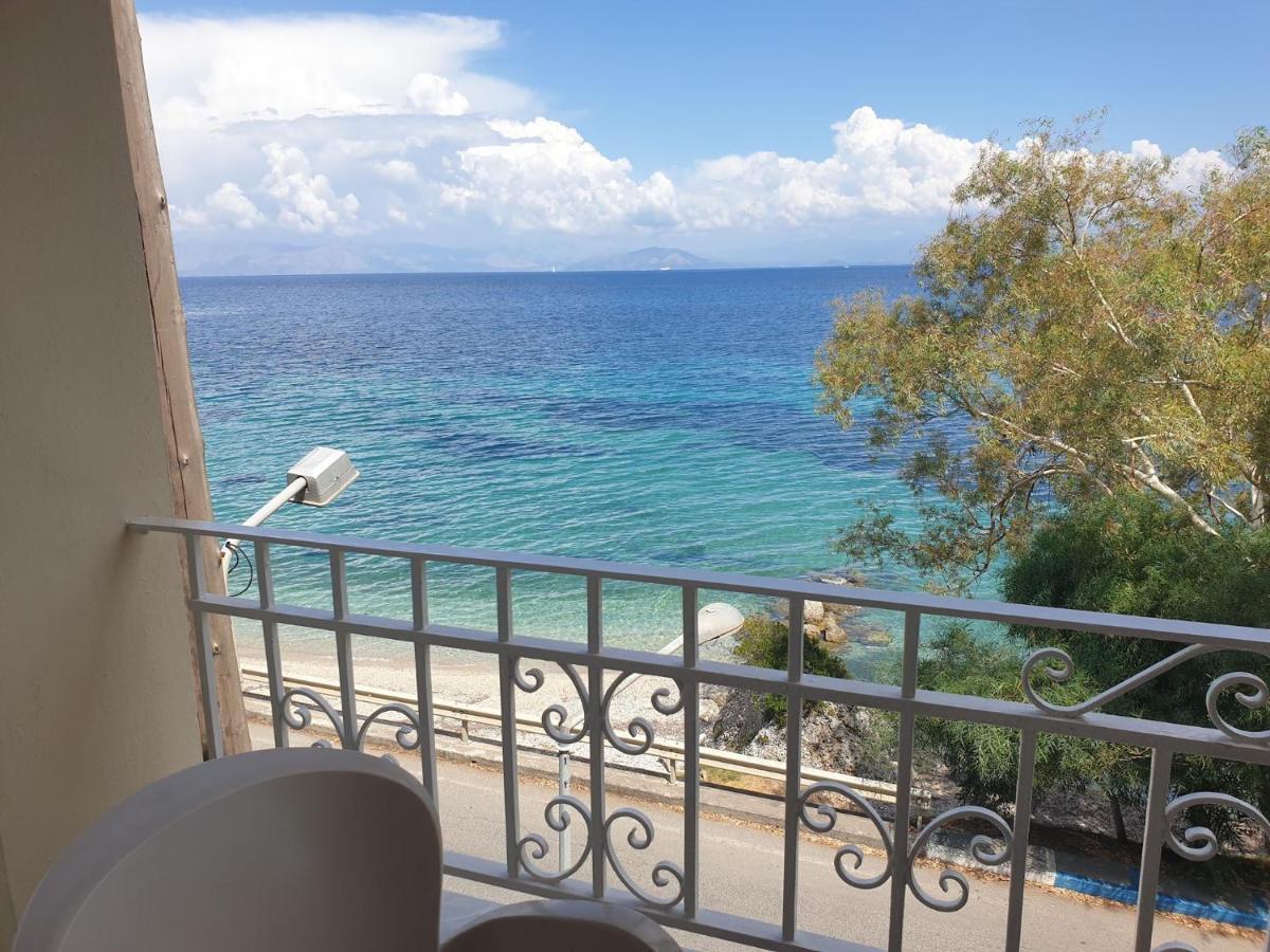 Aparthotel Ionian Mare Agios Ioannis Peristerion Exterior foto
